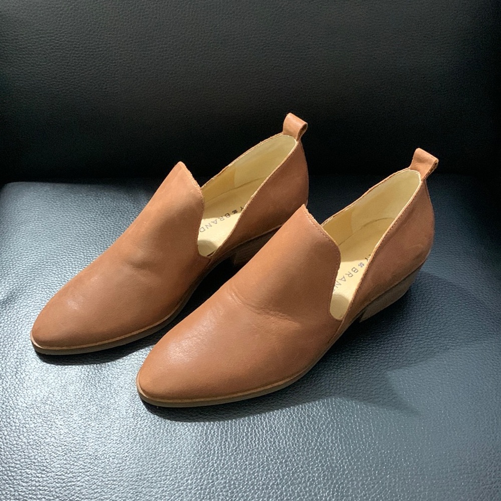 Lucky Brand Tan Leather Slip-On Shoes - Size 5.5M